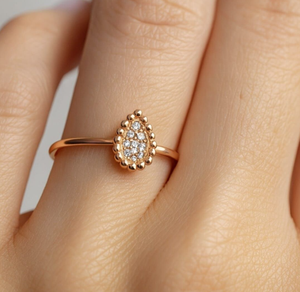 Damla Fantezi 14 Ayar Altın Swarovski Taşlı Yüzük
